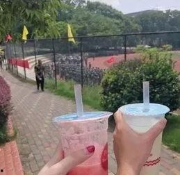 吃瓜干杯,揭秘娱乐圈的欢乐与泪水
