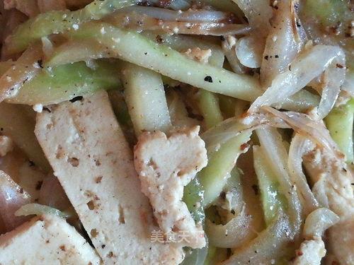 吃瓜烧豆腐,揭秘美食背后的文化内涵